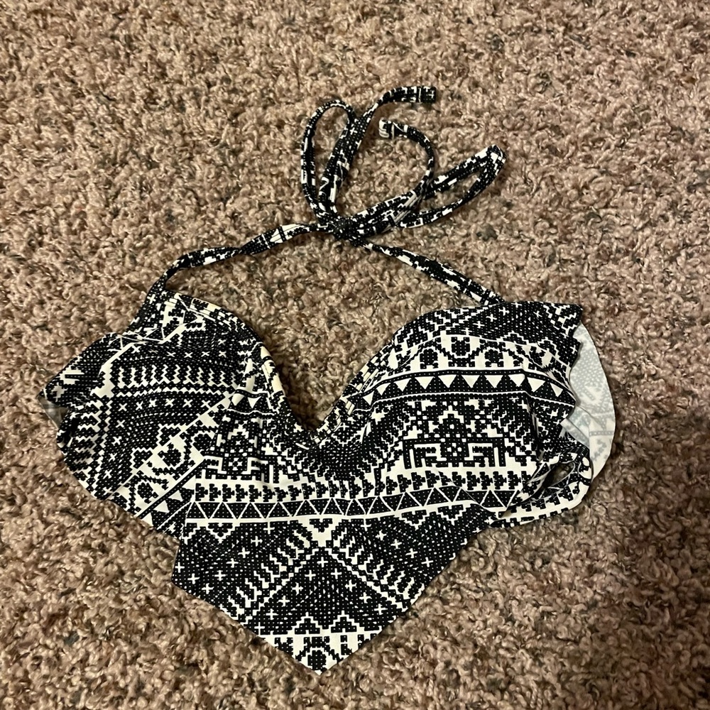 target swim top xs black and white  (padded)